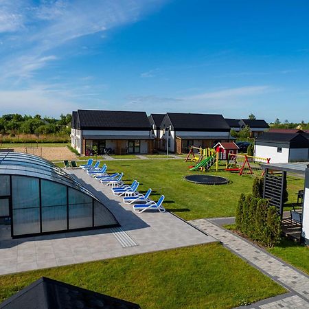 Wakacyjna Osada Vila Jeezierzany Exterior foto