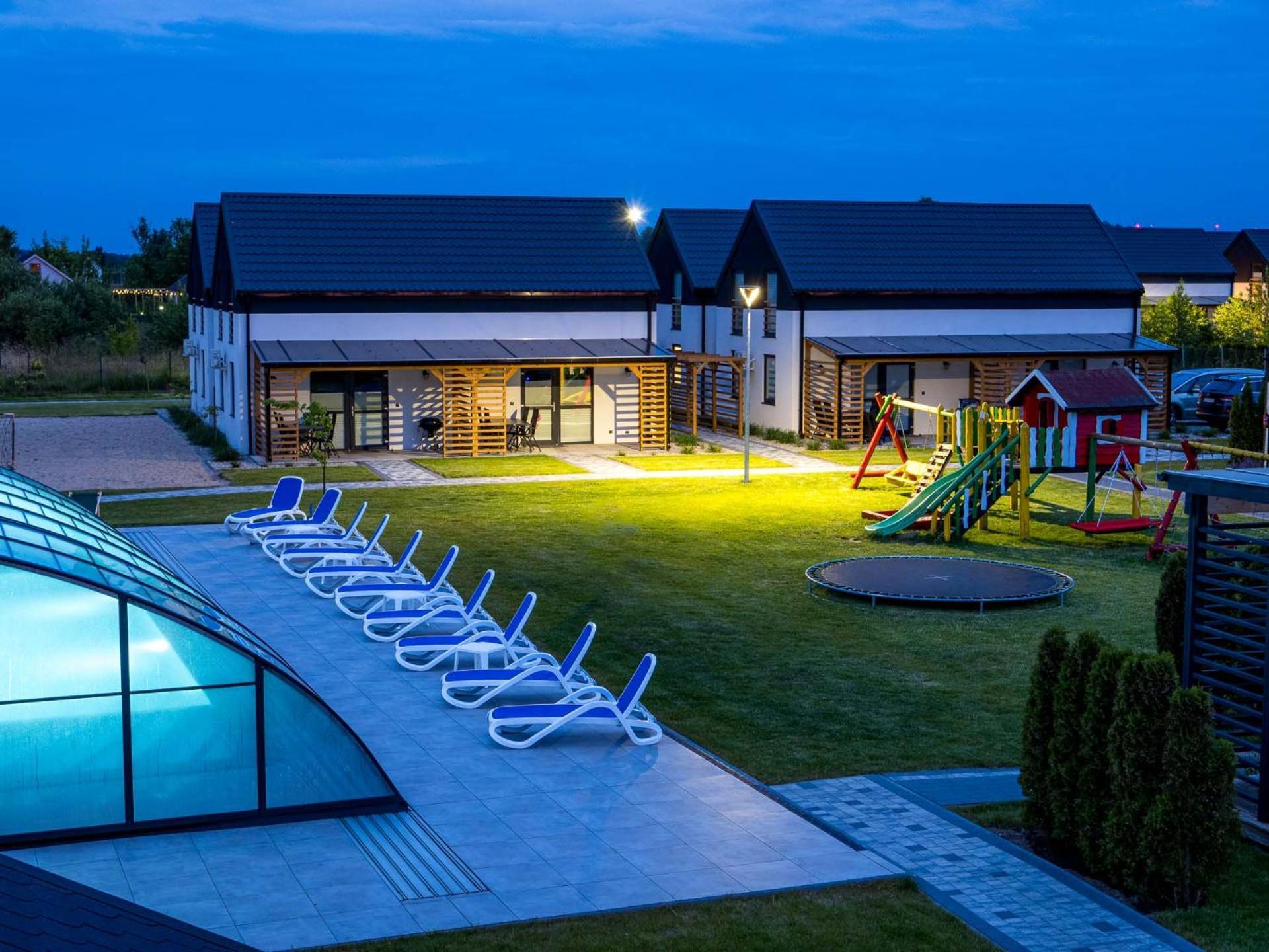Wakacyjna Osada Vila Jeezierzany Exterior foto